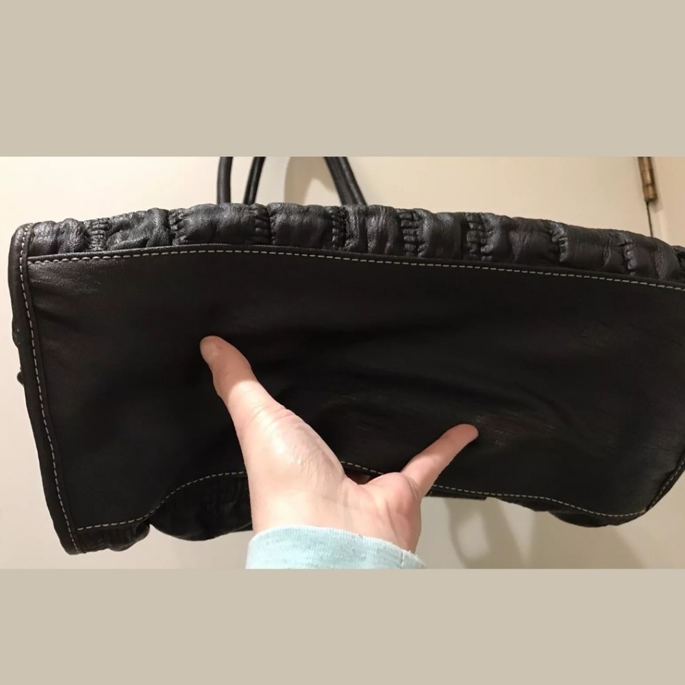 Jessica Simpson Black Textured Handbag - Picture 4 of 8